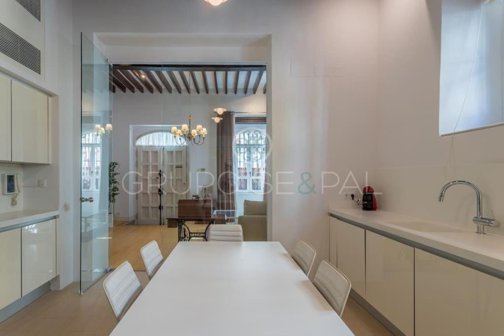 Ad10 Full House Near Cathedral By Antonia Diaz Street Vakantiehuis *