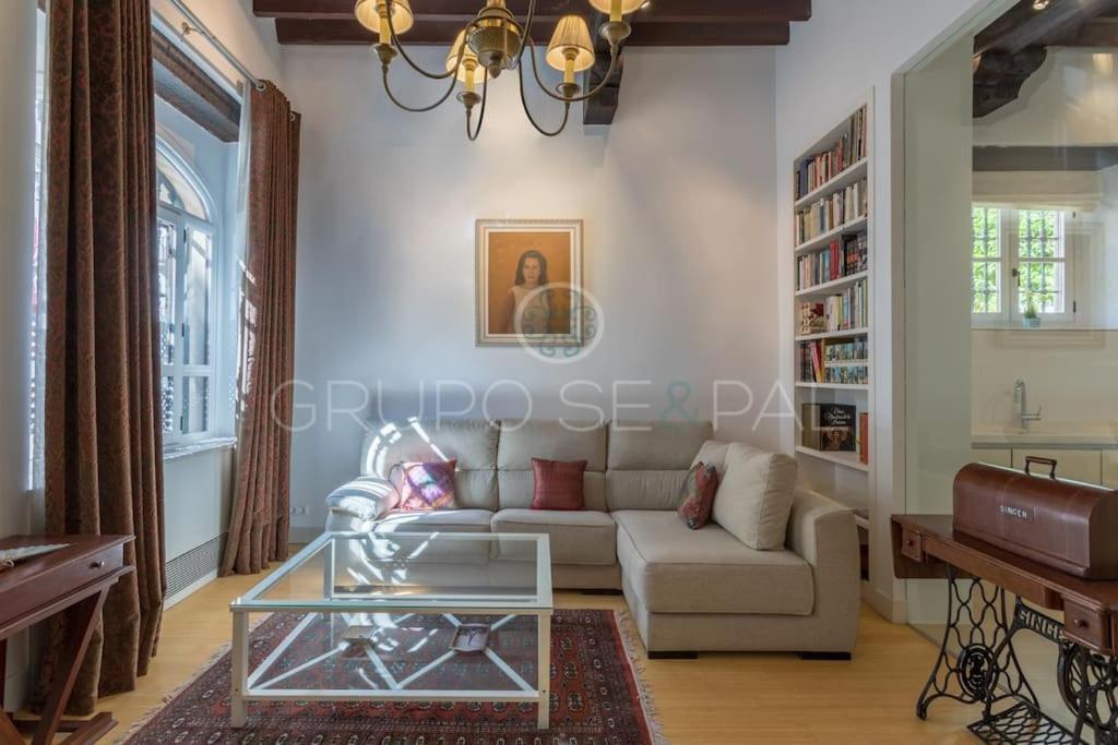 Ad10 Full House Near Cathedral By Antonia Diaz Street Vakantiehuis