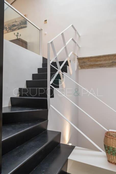 Vakantiehuis Ad10 Full House Near Cathedral By Antonia Diaz Street *